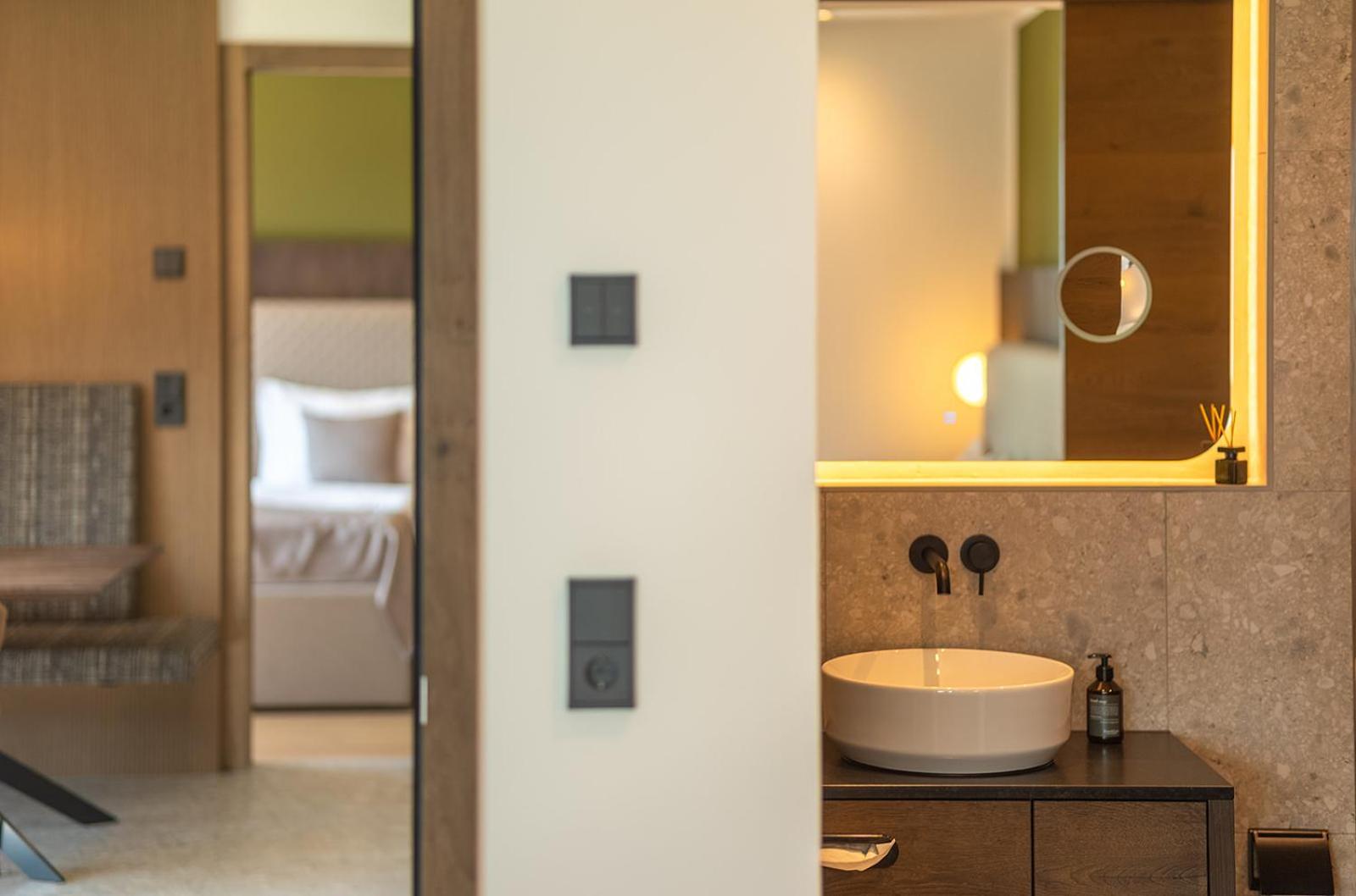 Fankhauser Apartments รีด อิม ซิลเลอร์ทาล ภายนอก รูปภาพ